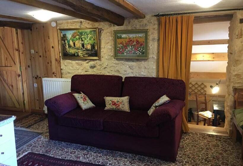 バルコニー付き１ベッドルームアパートメント, Chambres D Hotes Les Coustilles