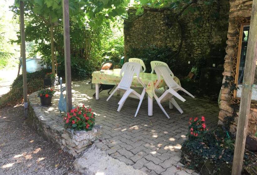 スタンダードルーム, Chambres D Hotes Les Coustilles