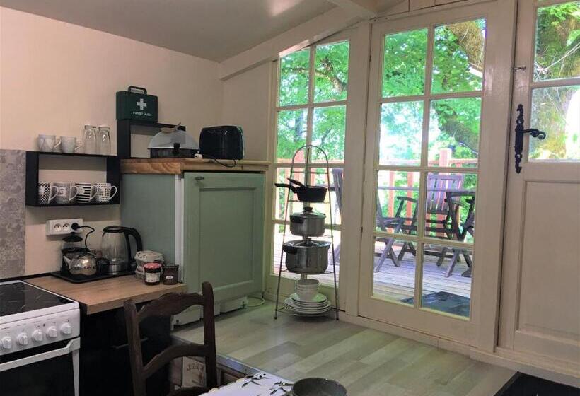 バルコニー付き１ベッドルームアパートメント, Chambres D Hotes Les Coustilles