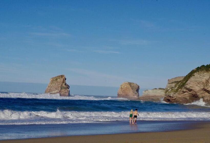 חדר סטנדרט עם מיטת קינג, Chambres D Hôtes Hor Dago Près De La Gare D Hendaye Avec Le Petit Déjeuner