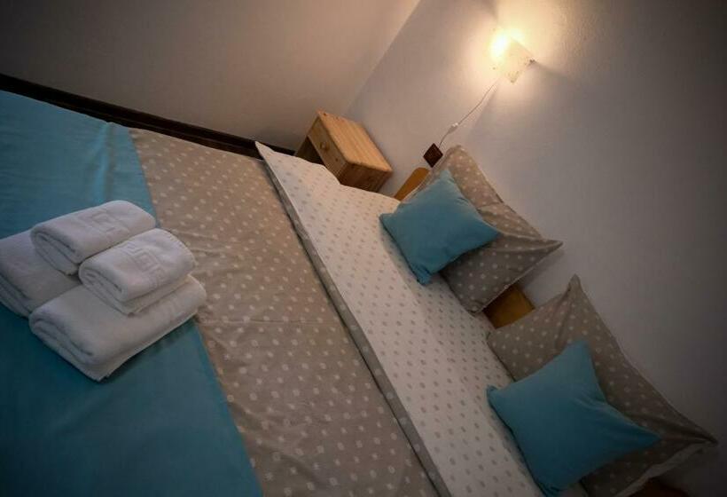 غرفة قياسية مطلّة علي الحديقة, Pensiunea Ileana Adults Only