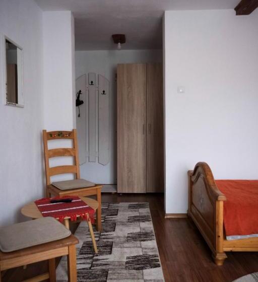 غرفة قياسية مطلّة علي الحديقة, Pensiunea Ileana Adults Only