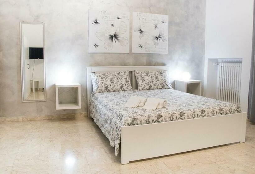 اتاق استاندارد, Tanzi Home