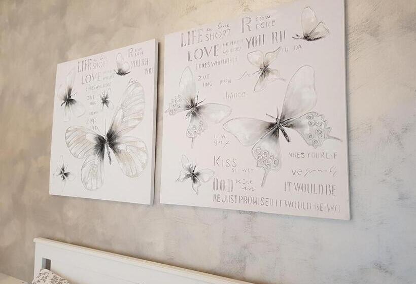 اتاق استاندارد, Tanzi Home