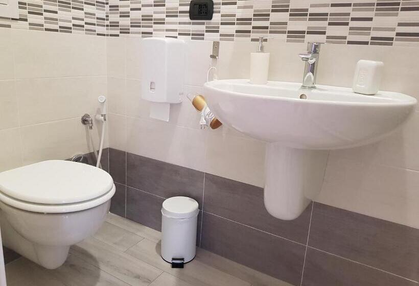 اتاق استاندارد, Tanzi Home