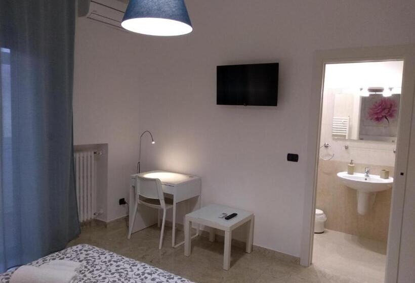 اتاق استاندارد, Tanzi Home