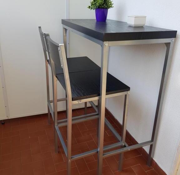 اتاق استاندارد, Tanzi Home