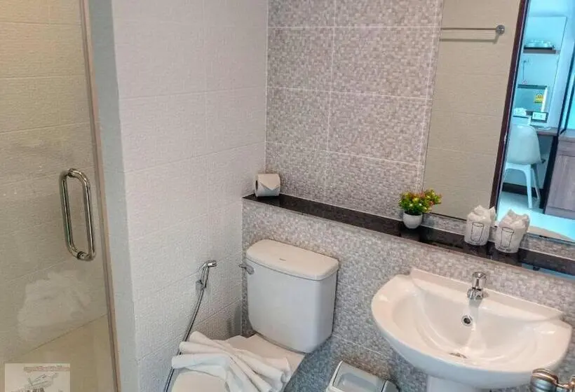 バルコニー付きスタンダードルーム, Louis  Runway View Hotel   Sha Extra Plus