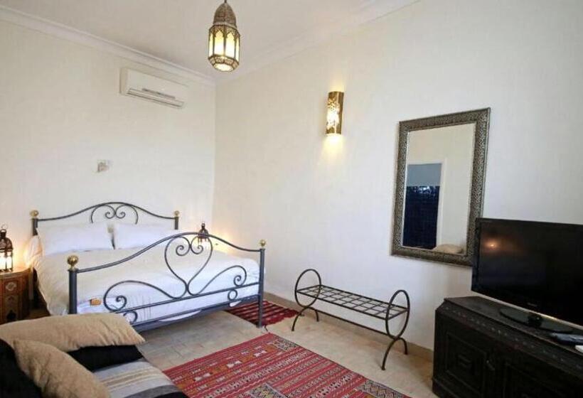 اتاق استاندارد, Dar Abdesalam