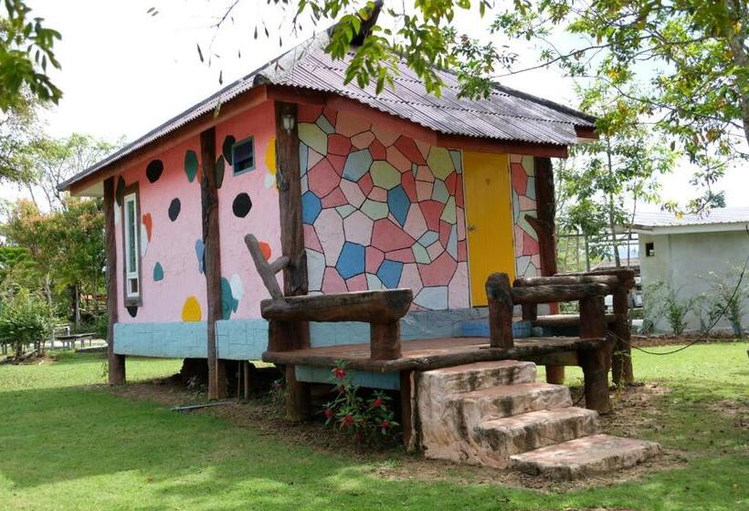 اتاق استاندارد با تخت بزرگ, เนตรดาว รีสอร์ท