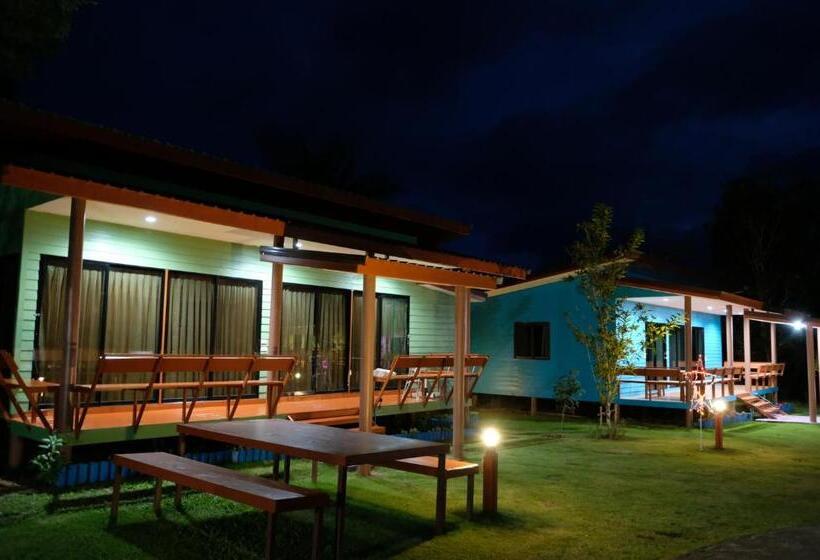 اتاق خانوادگی, เนตรดาว รีสอร์ท