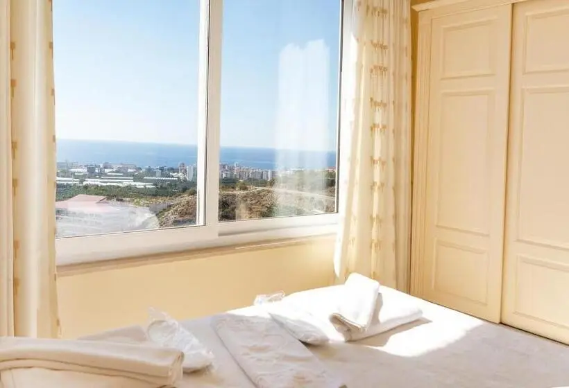 プール付き１ベッドルームヴィラ, Gold City Luxury Accommodation