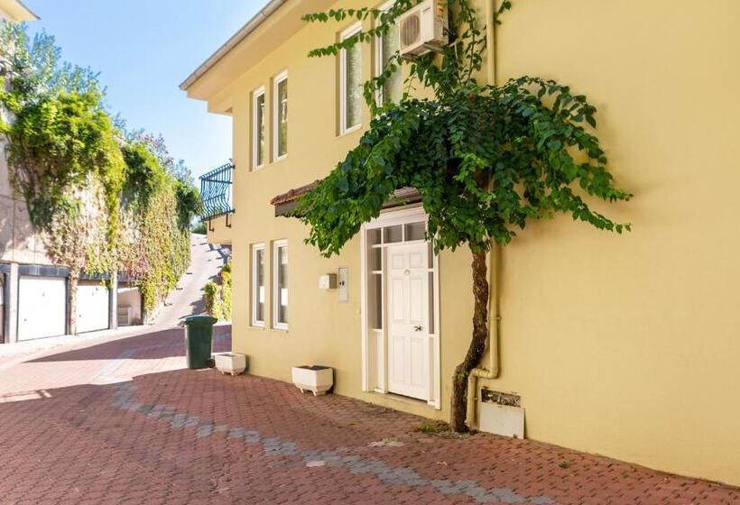 Вилла с 1 спальней и бассейном, Gold City Luxury Accommodation