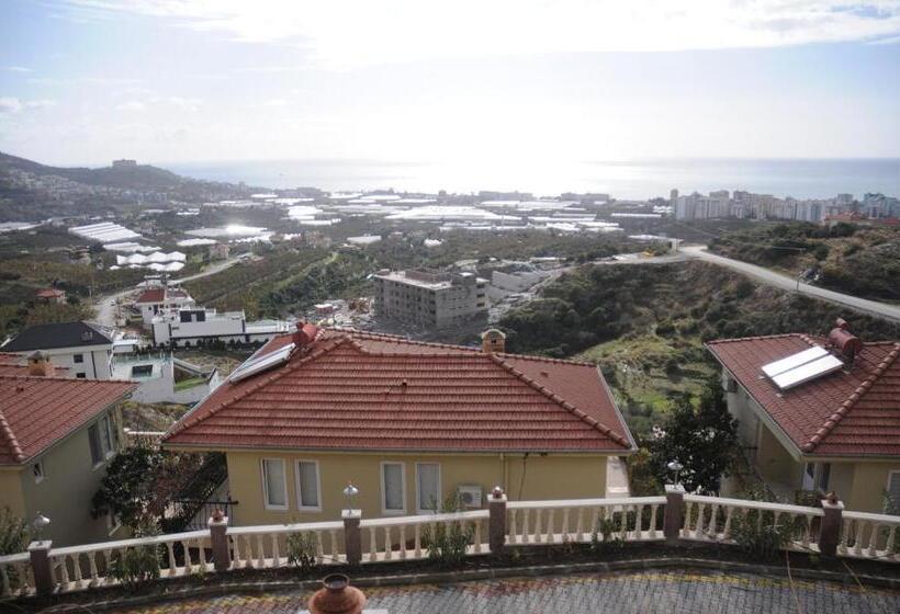 Вилла 3 Спальни, Gold City Luxury Accommodation