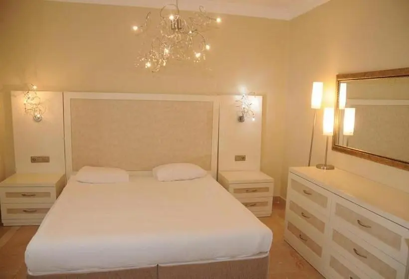 バルコニー付き１ベッドルームアパートメント, Gold City Luxury Accommodation