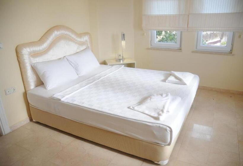 Вилла 3 Спальни, Gold City Luxury Accommodation