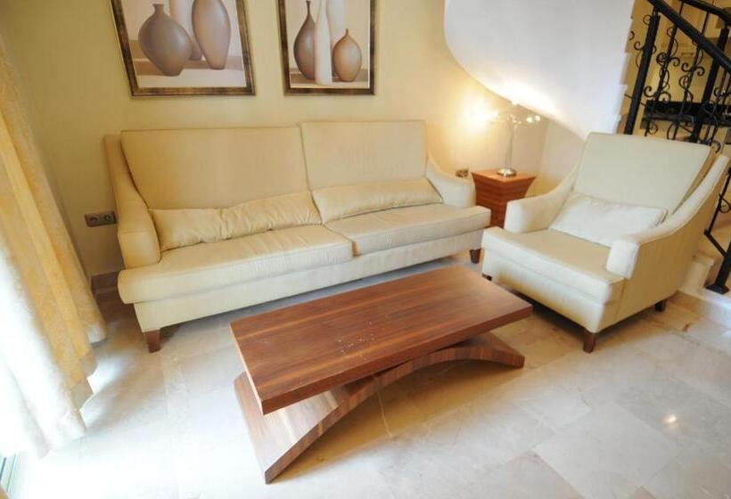 Апартаменты Дюплекс 1 Спальня, Gold City Luxury Accommodation