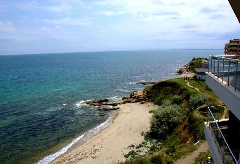 2침실 듀플렉스 아파트, Apartcomplex Golden Bay