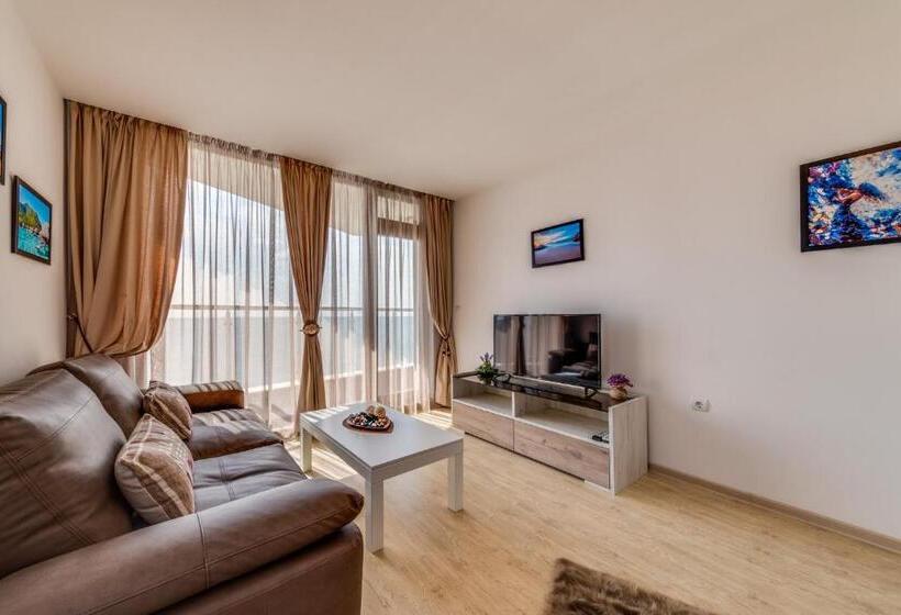 침실1개 아파트 발코니 바다 전망, Apartcomplex Golden Bay