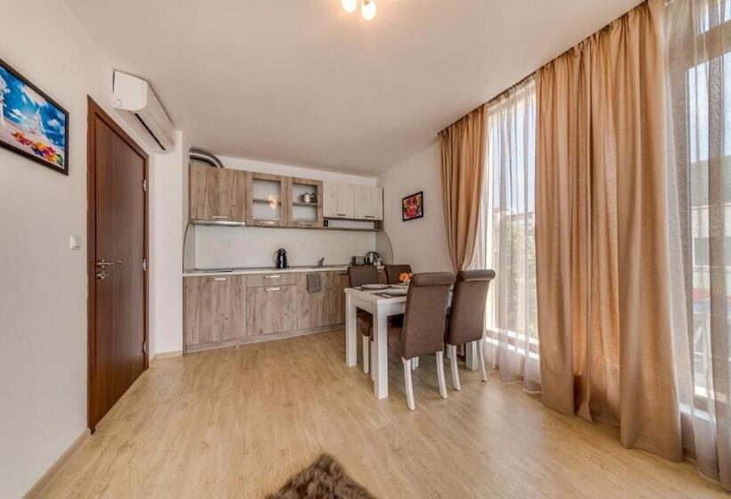 Апартаменты 1 Спальня Вид на Море с Балконом, Apartcomplex Golden Bay