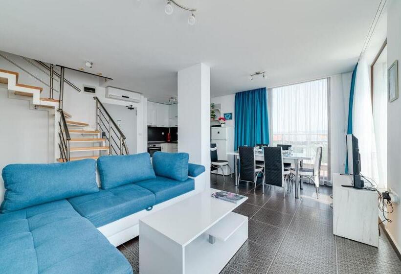 2침실 듀플렉스 아파트, Apartcomplex Golden Bay