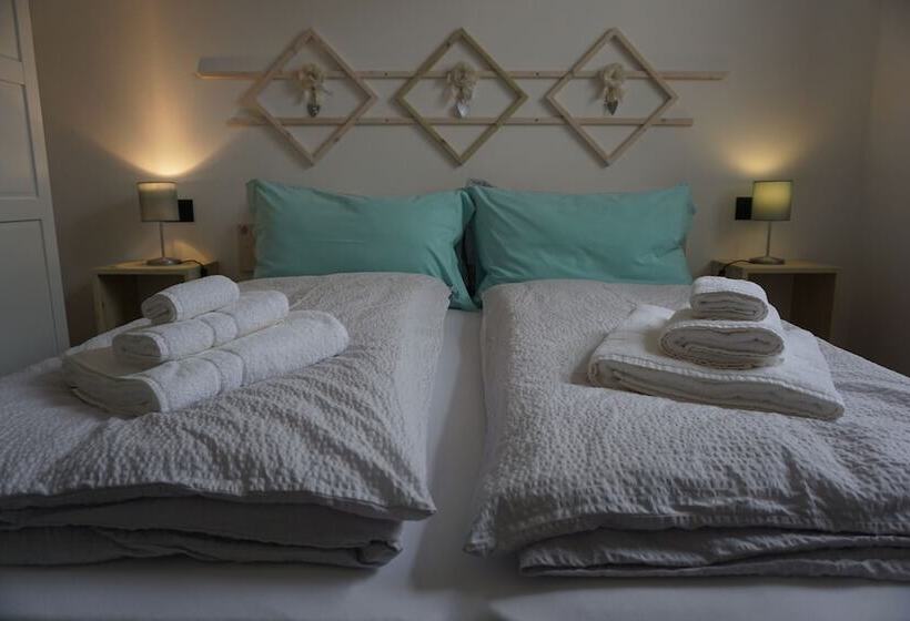 اتاق استاندارد با سرویس بهداشتی مشترک, B&b Al N°5
