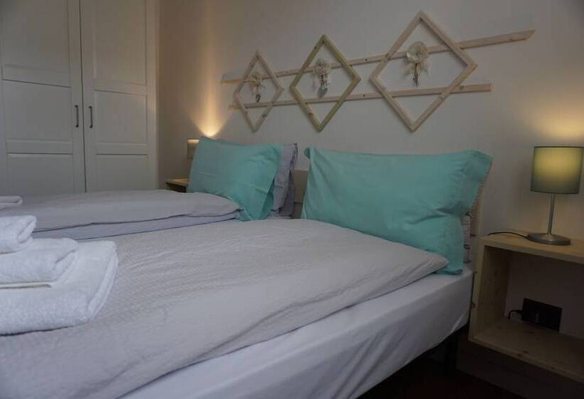 اتاق استاندارد با سرویس بهداشتی مشترک, B&b Al N°5