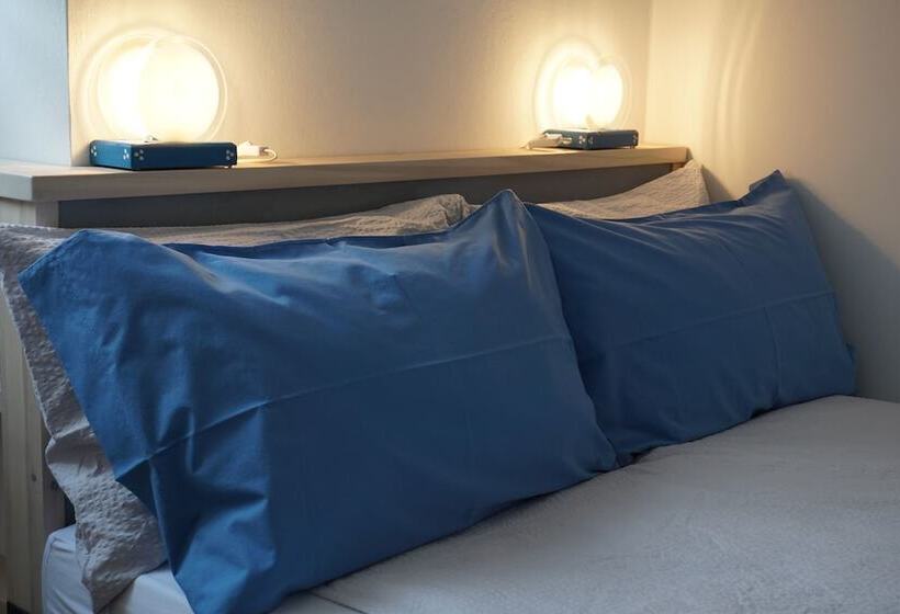 اتاق استاندارد با سرویس بهداشتی مشترک, B&b Al N°5