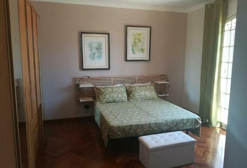 バルコニー付スタンダード4ベッドルーム, B&b Le Zagare