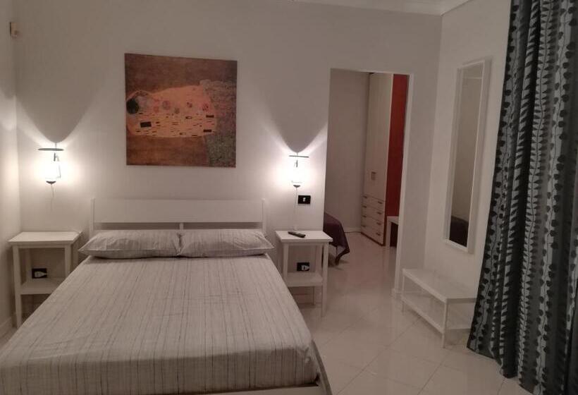 デラックストリプルルーム, B&b Le Zagare