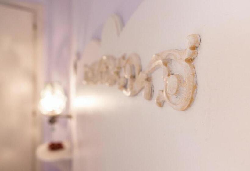 غرفة قياسية, Dimora Della Rovere