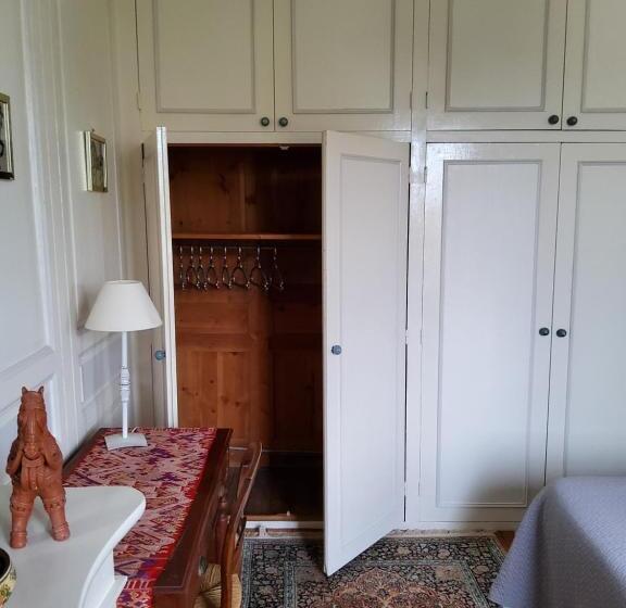 Номер Стандарт Вид на Сад, La Maison Des Thermes, Chambre D Hôte