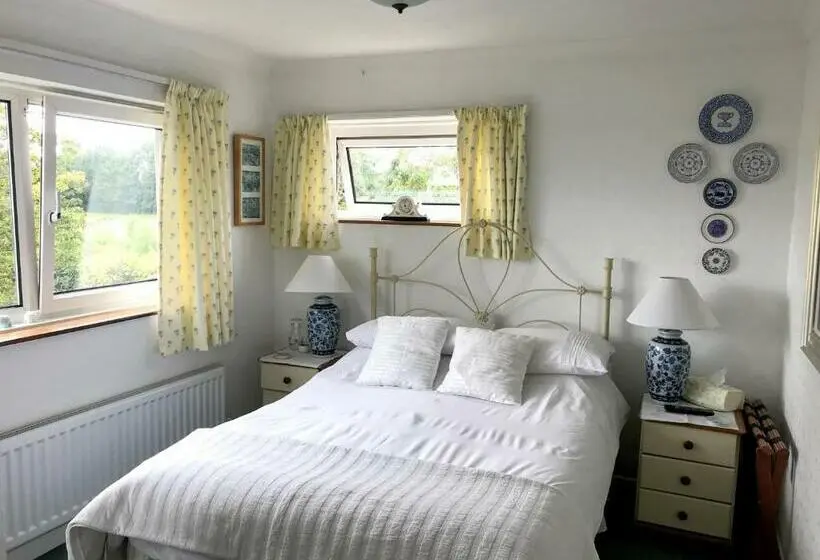 デラックスルーム, Holly House B&b