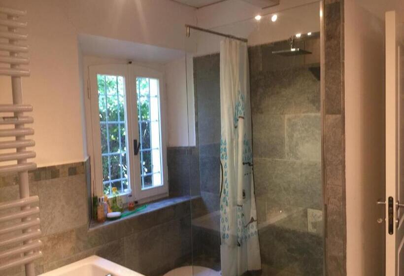 اتاق لوکس, Agriturismo Montedago