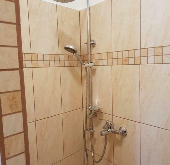 غرفة قياسية, Dm Vendégház Villány