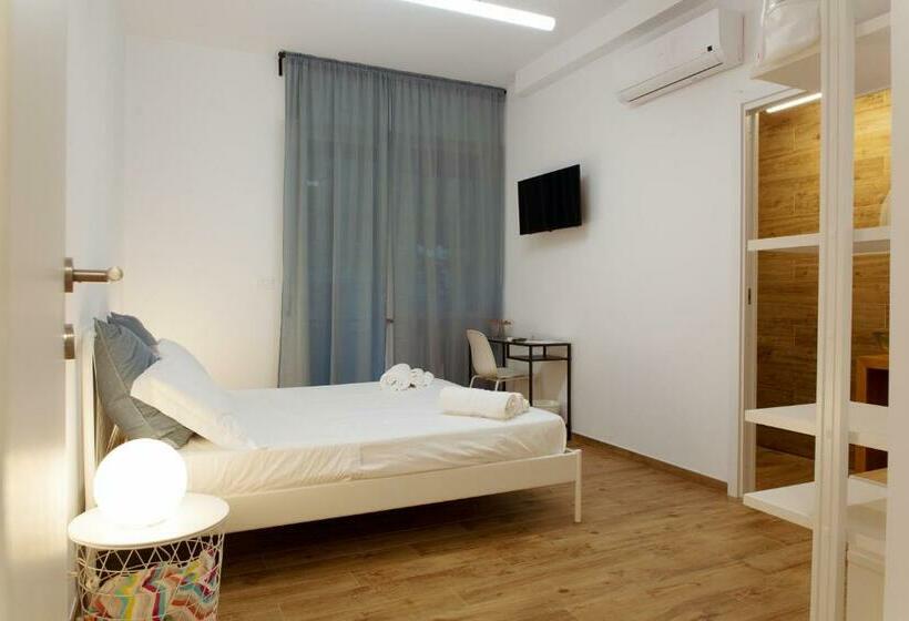 اتاق استاندارد با بالکن, Dora’s Room