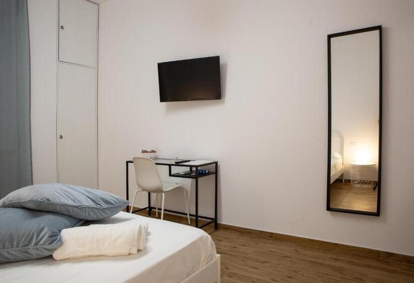 اتاق استاندارد با بالکن, Dora’s Room