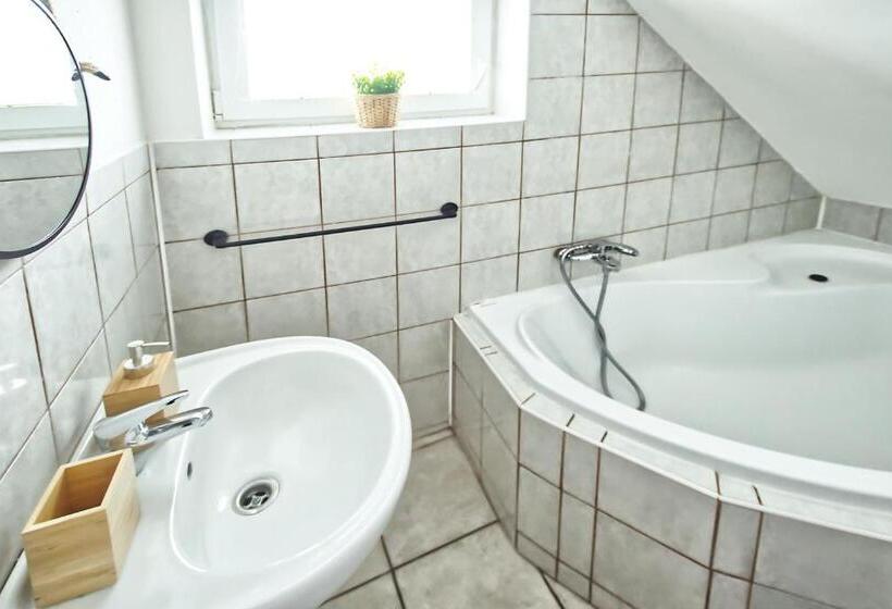 غرفة قياسية رباعية, Penzion Bazén Víno Sklep U Palečků