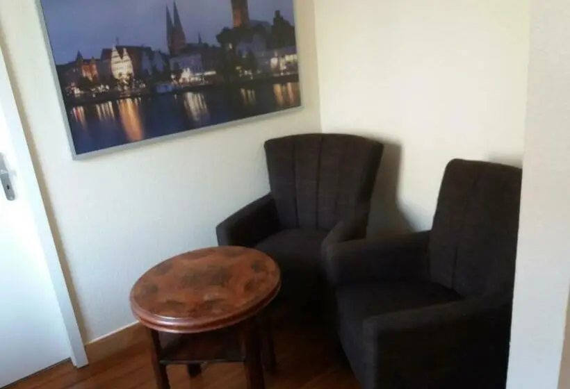 スタンダードルーム, Pensionszimmer Lützowzimmer