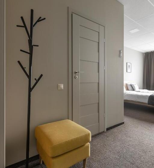 استودیوی سوپریور, Senamiesčio Apartamentai