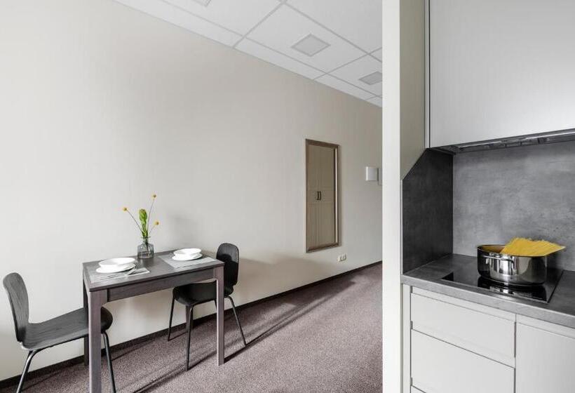 استودیوی سوپریور, Senamiesčio Apartamentai