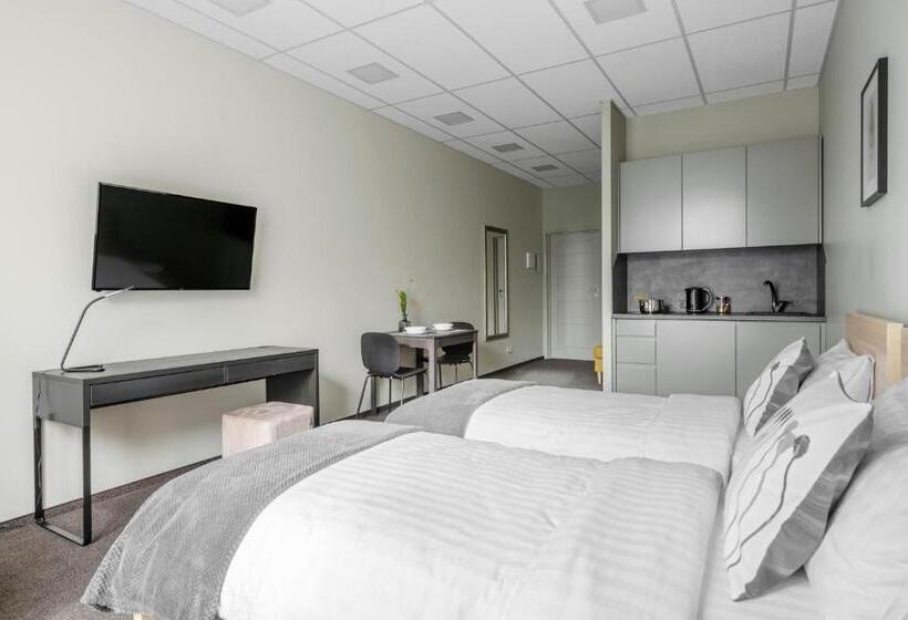 استودیوی سوپریور, Senamiesčio Apartamentai