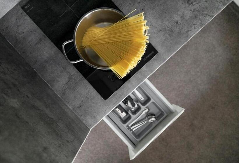 استودیوی سوپریور, Senamiesčio Apartamentai