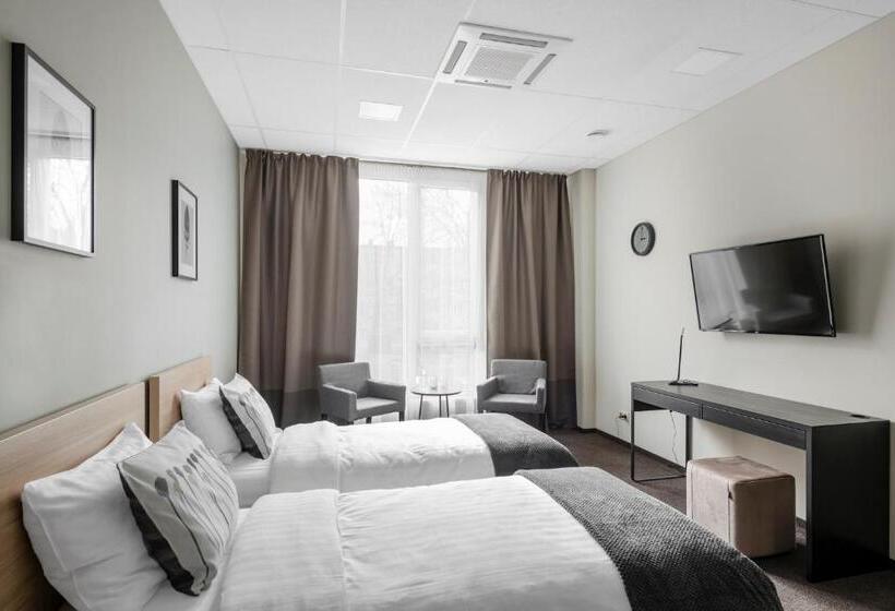 استودیوی سوپریور, Senamiesčio Apartamentai