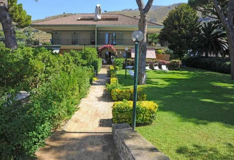 スタンダードルーム, Villa Luisa B&b