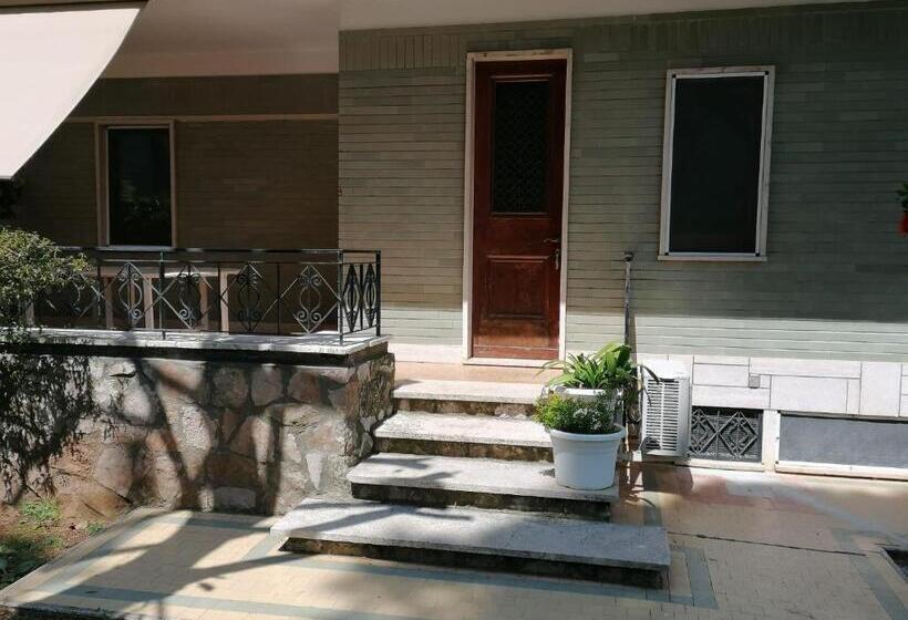 סוויטת ג'וניור עם טרסה, Villa Luisa B&b