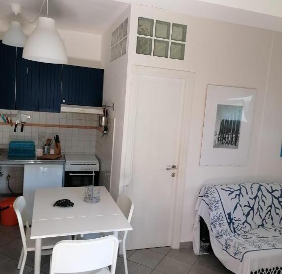 סוויטת ג'וניור עם טרסה, Villa Luisa B&b