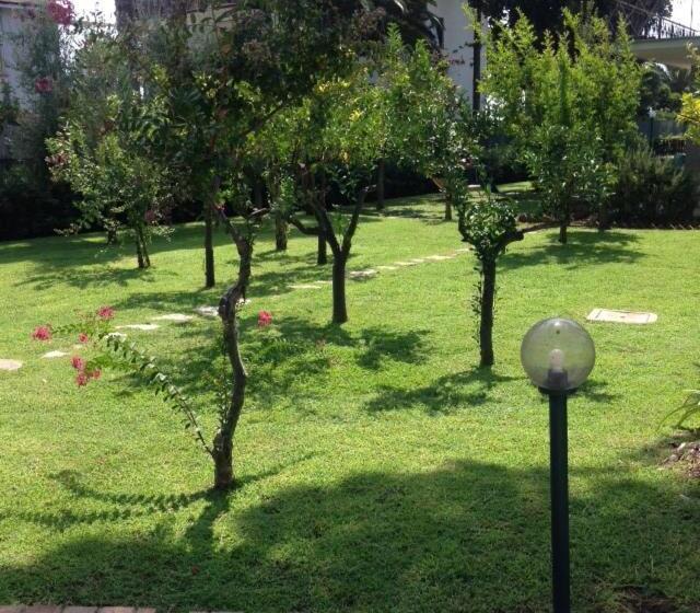 חדר דלוקס נוף לים, Villa Luisa B&b