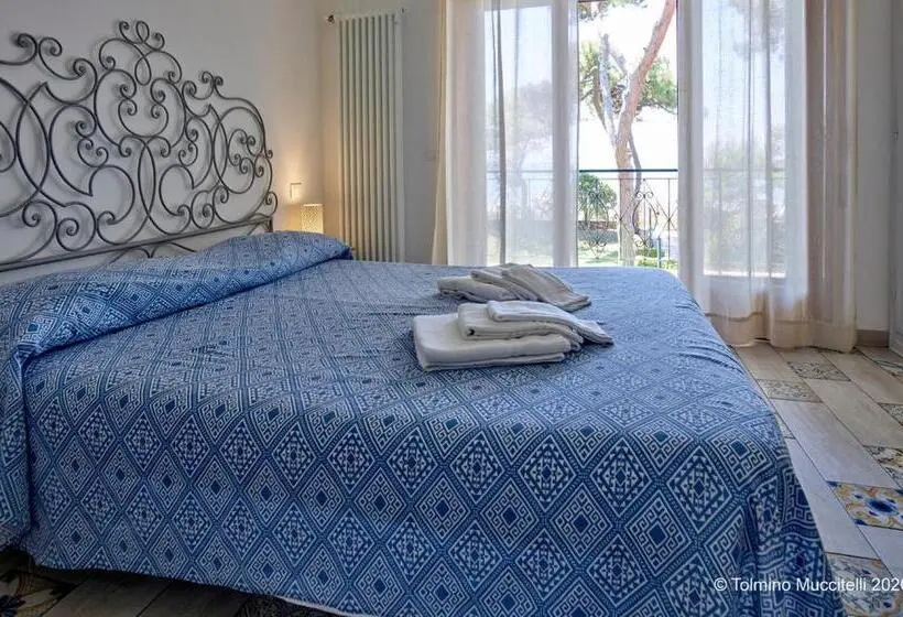 オーシャンビューデラックスルーム, Villa Luisa B&b