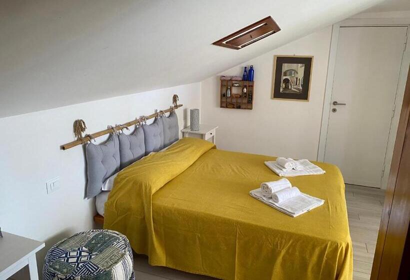 חדר סטנדרט נוף לים, Villa Luisa B&b